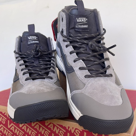 Vans Men’s Sneakers Ultrarange Exo
Drizzle
VN0A5KS5KAQ
Sneakers Boots - Picture 6 of 16